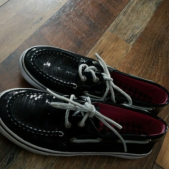 Shoes - Picture 3 of 3